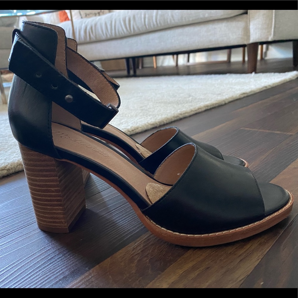 The Paulette Sandal (Black)